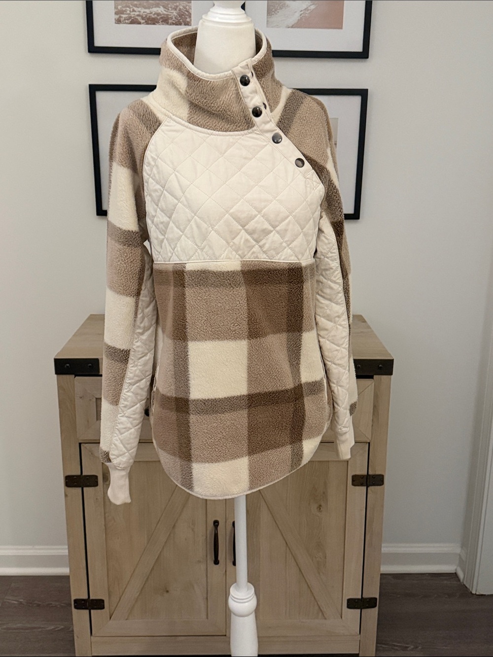Abercrombie Cozy Quilted Funnel Neck Pullover Sweater - Cream & Brown Plaid
